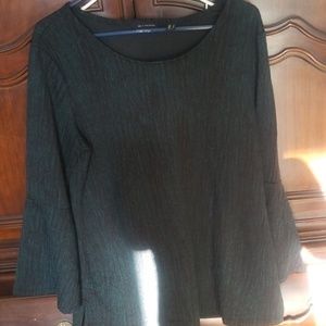 Bell sleeve top